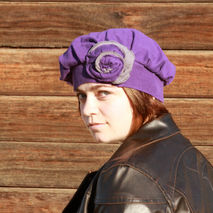 Cotton and Cashmere Blend Hat in Purple With Shabby Flower - Upc