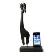 Wood Giraffe Phone Stand