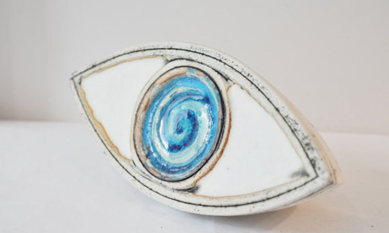 Ceramic blue eye sculpture - ArktosArt - PinkLion