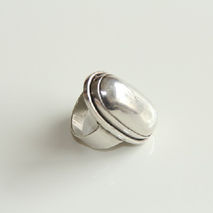 33mm OVAL RING / STERLING SILVER / WOMENS DESIGNER RING