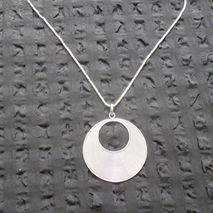 SILVER CIRCLE PENDANT / SILVER PENDANT / WOMENS NECKLACE