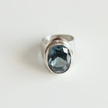 SILVER TOPAZ RING / STERLING SILVER RING / WOMENS RING