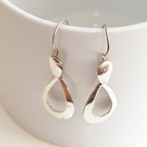 SILVER TEARDROP EARRINGS / BRIDAL JEWELRY / DANGLE EARRINGS