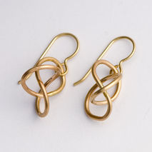 Continuous Knot Earings, Gold