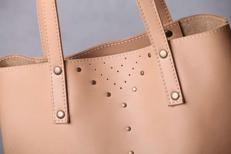 Nude Leather Tote Bag 5plus Pinklion