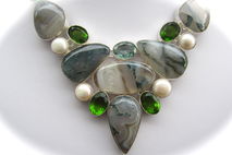 Moss Agate Pearl Quartz Silver Necklace