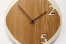 Clock 25 - Light Wood